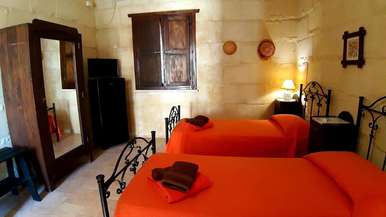 B&B La Nicchiarica Muro Leccese Bagian luar foto